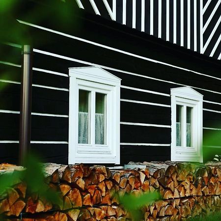 Roubenka 1818 Villa Vselibice Exteriör bild