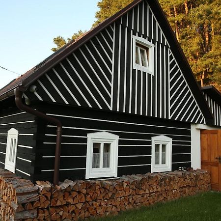 Roubenka 1818 Villa Vselibice Exteriör bild