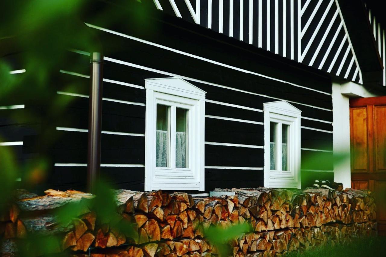 Roubenka 1818 Villa Vselibice Exteriör bild